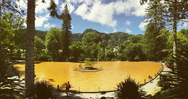 Is it true you can bathe in natural hot springs in the Azores? — Azores fun fact