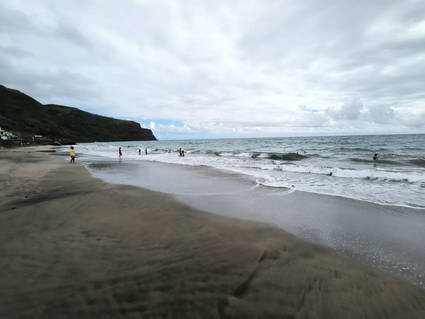 Photos of Lobos Beach in 2R3M+J7, Portugal - Photo 1