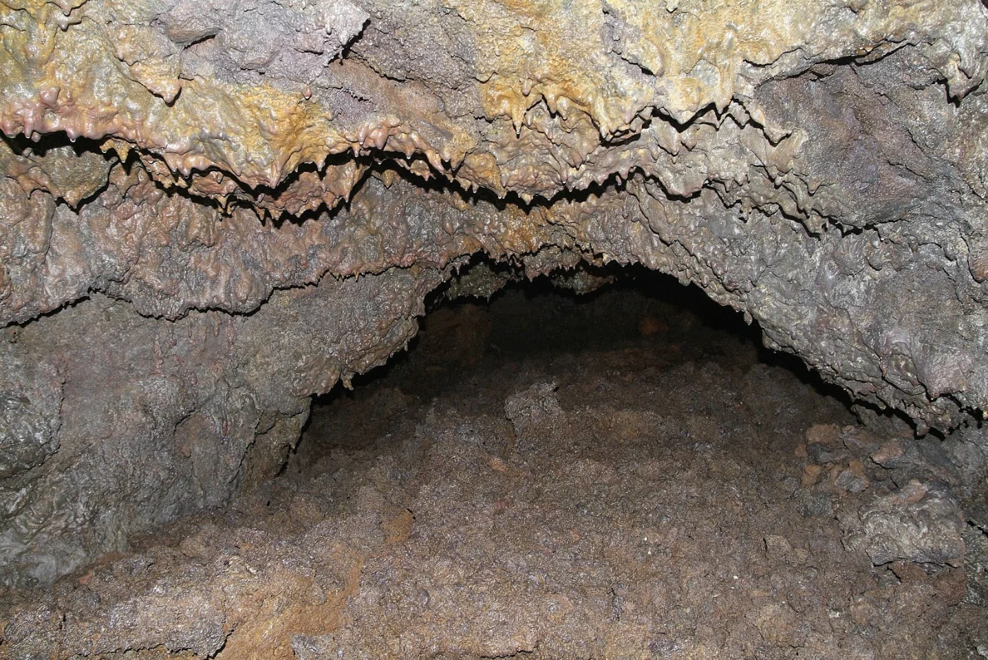 Photos of Gruta do Natal in Altares, 9700-000 Angra do Heroísmo, Portugal - Photo 1