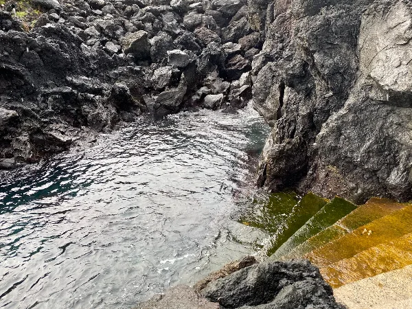 Photos of Calheta dos Lagadores in Ribeira do Chamusco 9760, 9760, Portugal - Photo 2