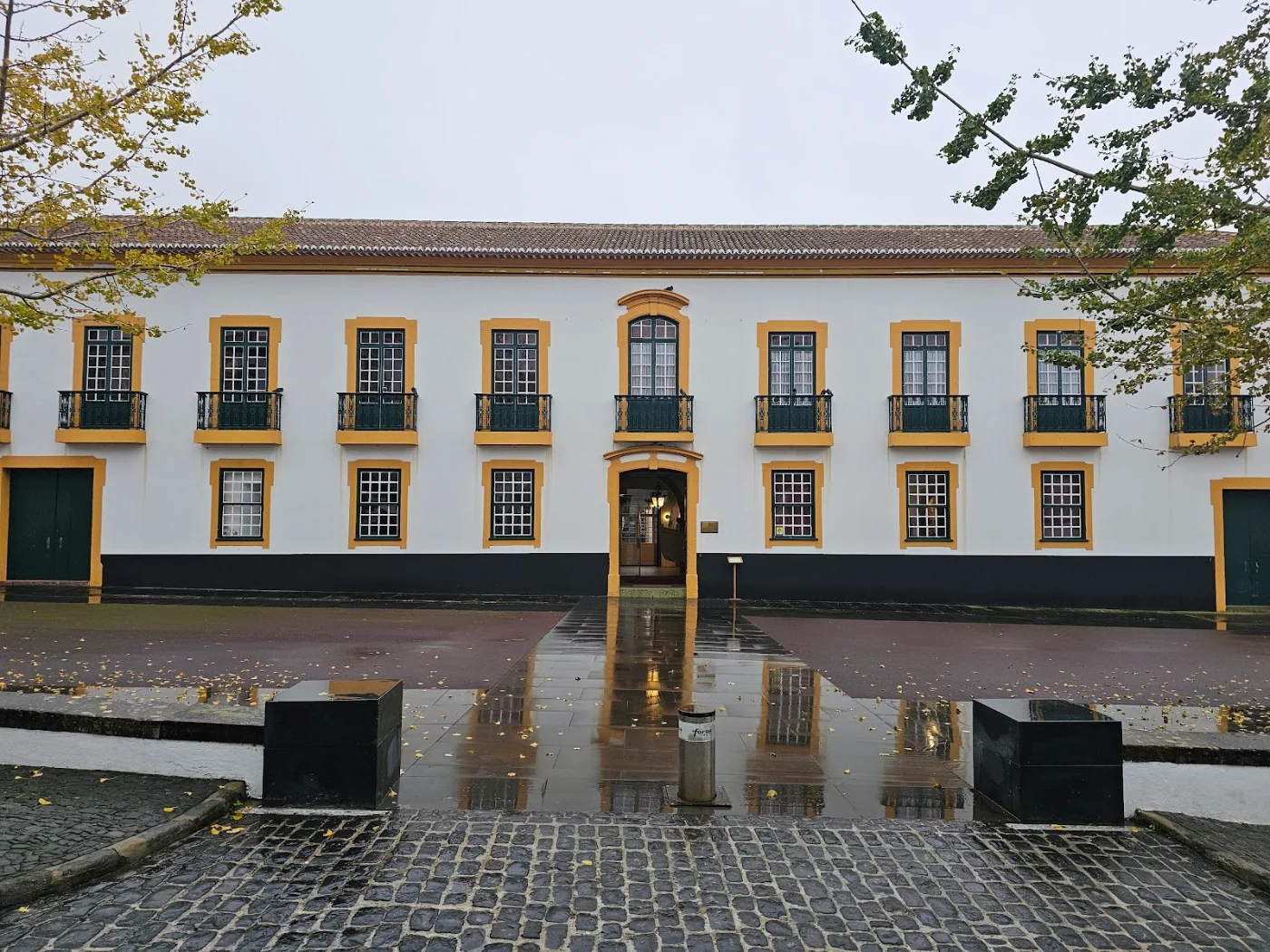Photos of Palácio dos Capitães Generais in Rua do Palácio, 9700-157 Angra do Heroísmo, Portugal - Photo 1