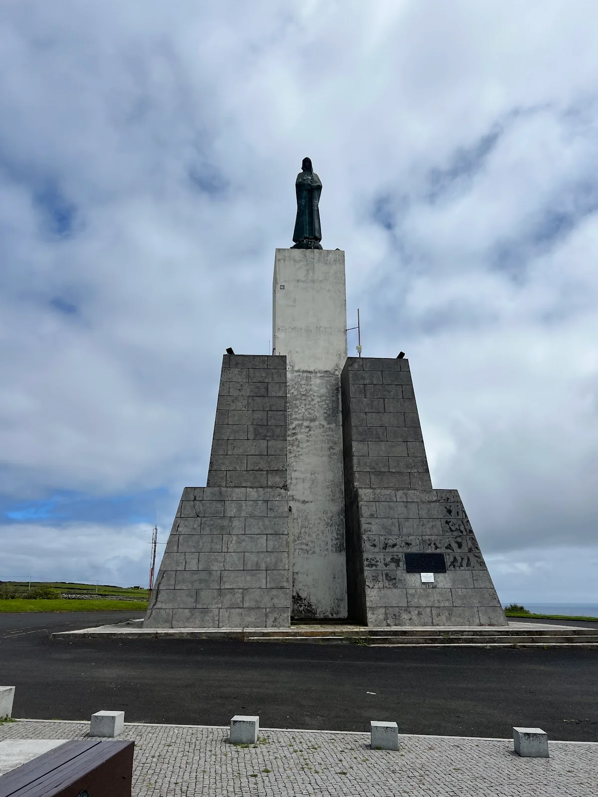 Photos of Monumento do Imaculado Coração de Maria in 9760 Praia da Vitória, Portugal - Photo 1
