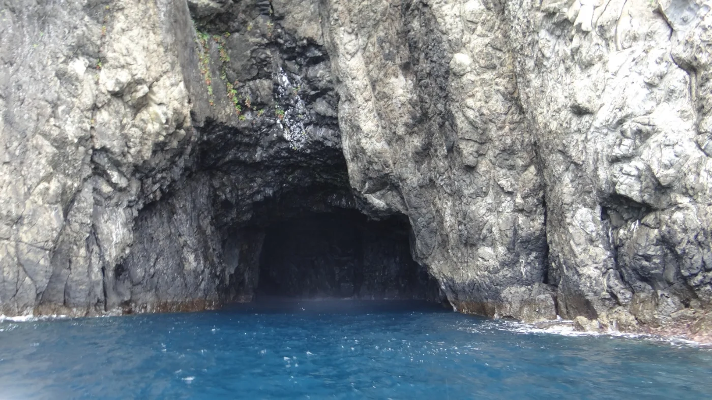 Photos of Gruta dos Enxaréus in Ilha das Flores, 9970, Portugal - Photo 1