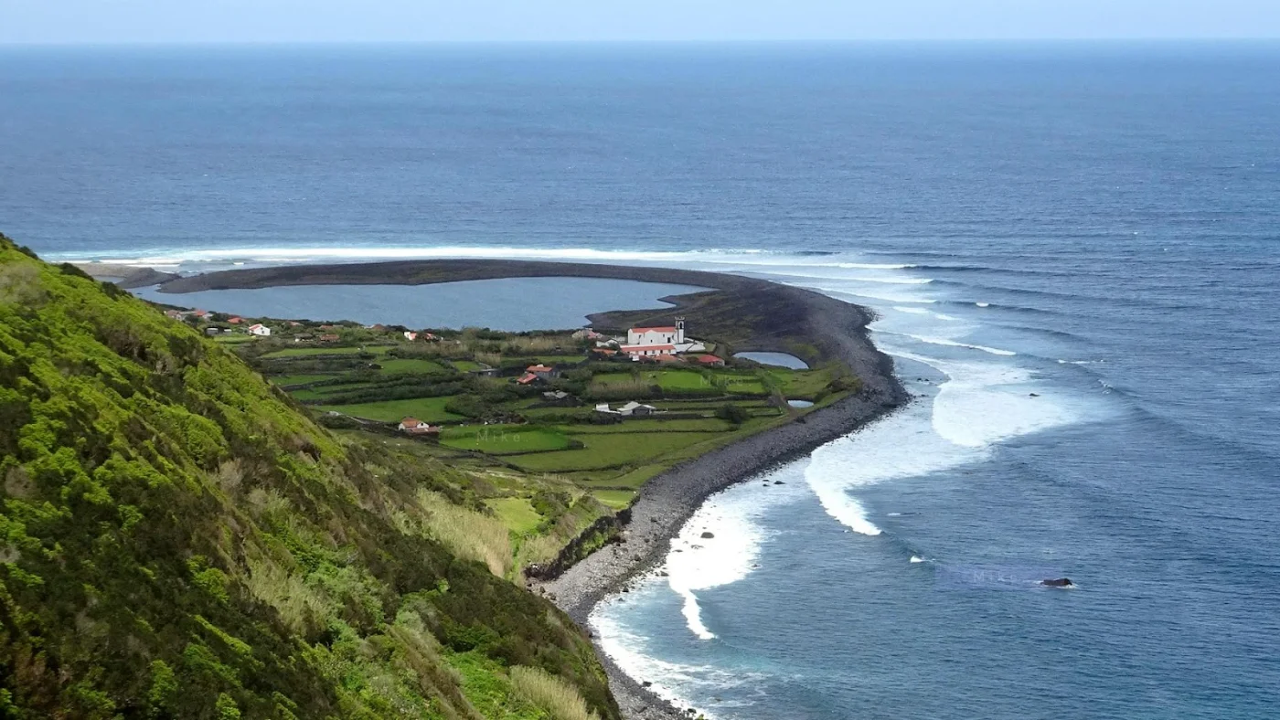 Photos of Miradouro Fajã da Caldeira in São Jorge, 9850, Portugal - Photo 1