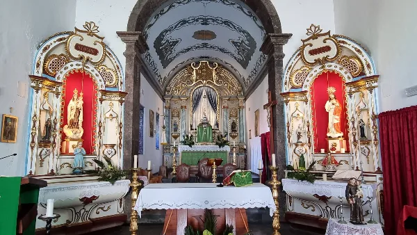 Photos of Church of Our Lady of Miracles in 9980-020 Vila do Corvo, Portugal - Photo 3