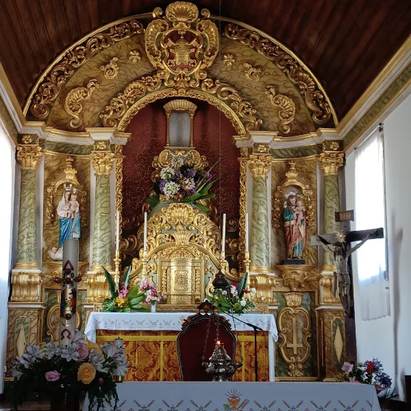 Photos of Igreja de São Pedro in 9970 Ponta Delgada, Portugal - Photo 4