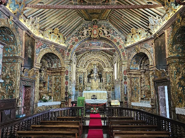 Photos of Santa Bárbara Church in Caminho da Igreja, 9800 Manadas, Portugal - Photo 2