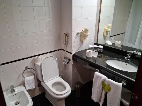 Photos of Hotel do Canal in Largo Dr. Manuel de Arriaga, 9900-026 Horta, Portugal - Photo 4