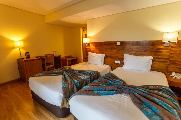 Photos of Hotel Caravelas in Rua Conselheiro Terra Pinheiro 3, Carmo, 9950-329 Madalena, Portugal - Photo 2