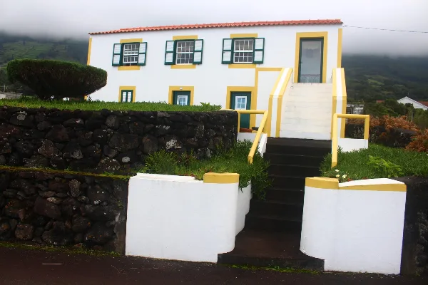 Photos of Casa dos Felicias in Largo Manuel Inácio Nunes, 9940-157 Santo Amaro, Portugal - Photo 3