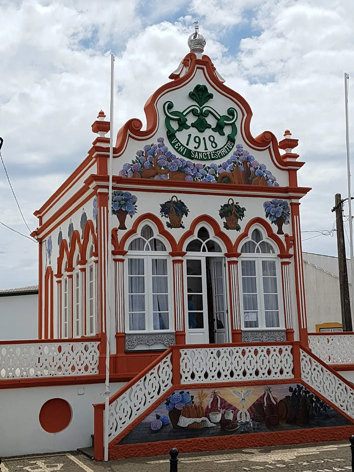 Photos of Alfazema in Rua Direita, n.o 56, Vila de S. Sebastiao Angra do Heroismo - Ilha Terceira - Acores, 9700-614 Angra do Heroísmo, Portugal - Photo 1