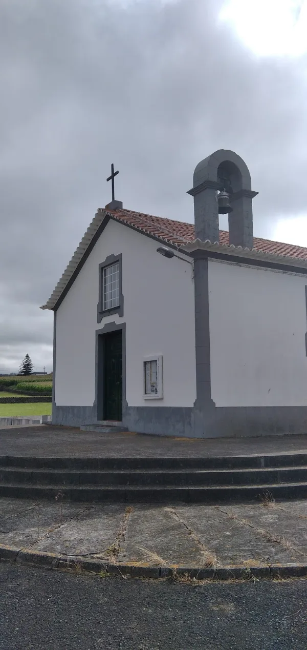 Photos of Ermida do Imaculado Coração de Maria: in EN1-1A 289 9760, 9760 Malicias, Portugal - Photo 2