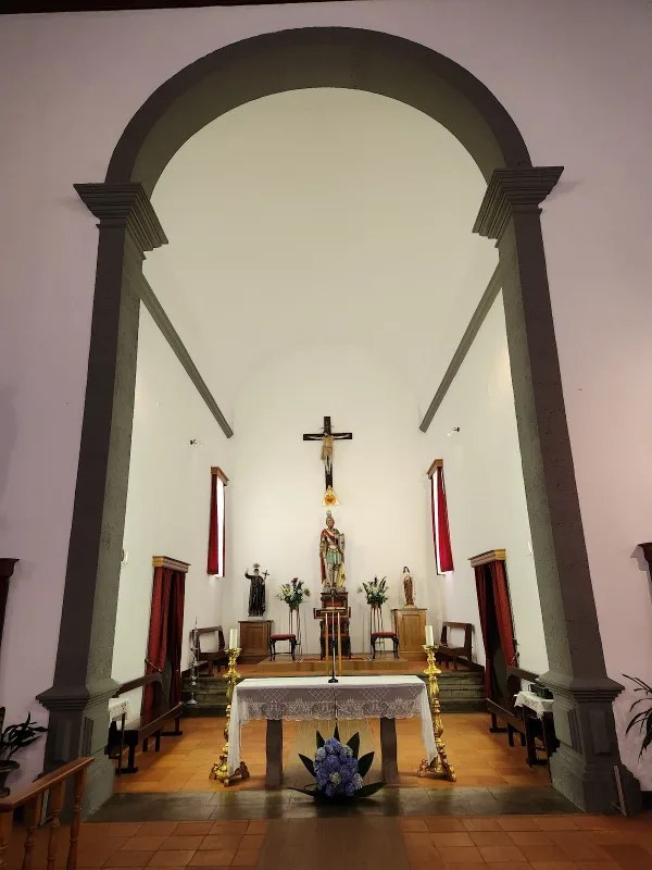 Photos of Igreja de São Jorge in 9700-331 Doze Ribeiras, Portugal - Photo 2