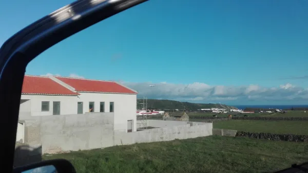 Photos of Salão do Reino das Testemunhas de Jeová in M574-1, 9760, Portugal - Photo 4