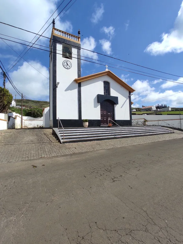 Photos of Ermida Beato João Batista Machado in Ladeira Grande de cima, n96, 9700 Ribeirinha, Portugal - Photo 2