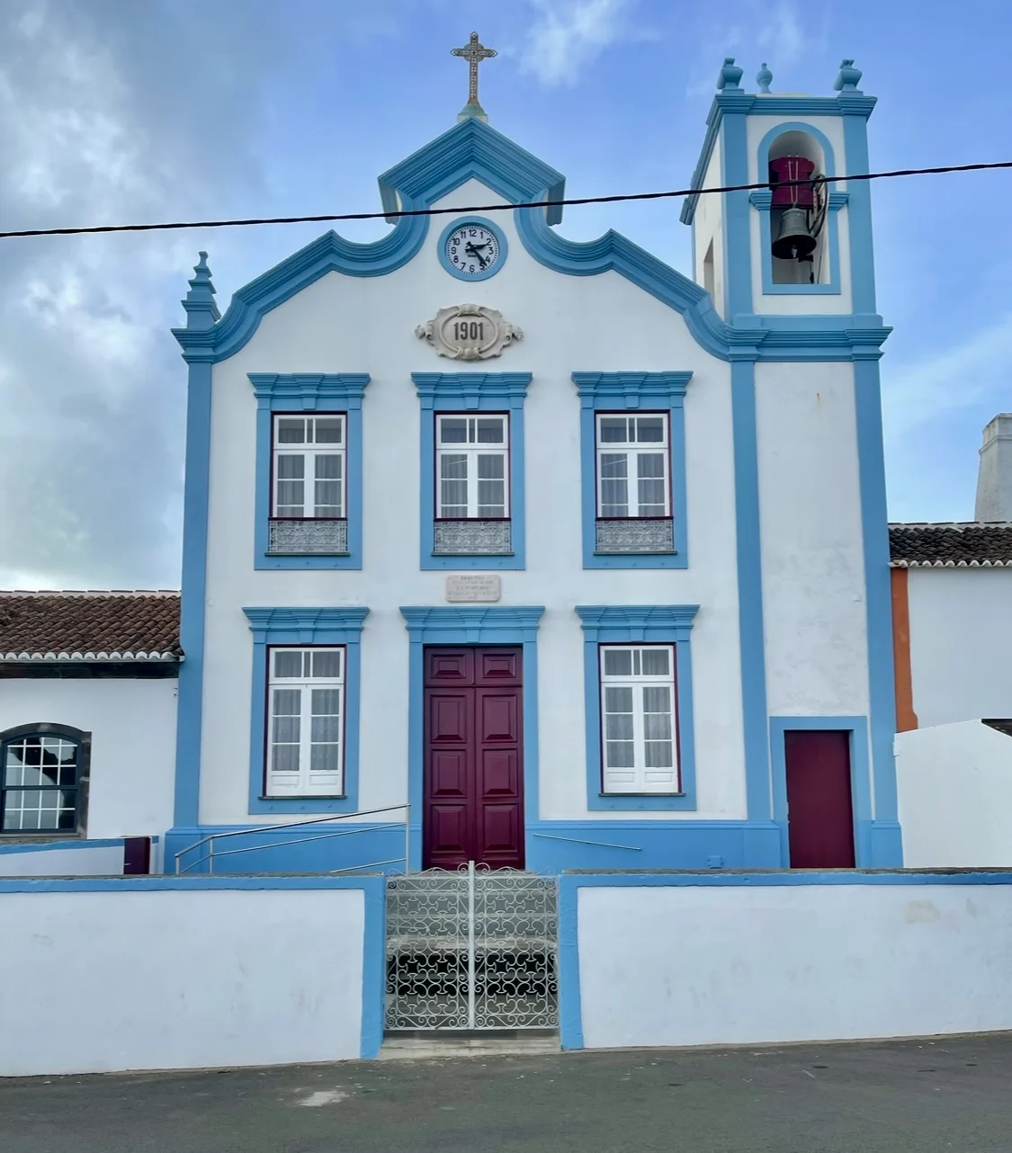 Photos of Igreja Paroquial de Porto Martins / Igreja de Santa Margarida in 9760 Porto Martins, Portugal - Photo 1