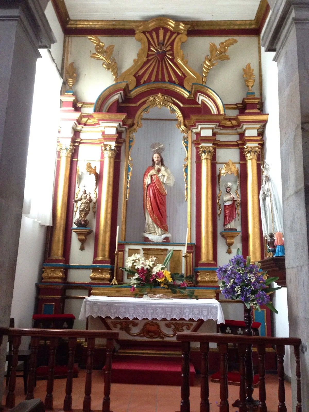 Photos of Igreja da Fonte do Bastardo in EN1-1A 60, 9760 Fonte do Bastardo, Portugal - Photo 1