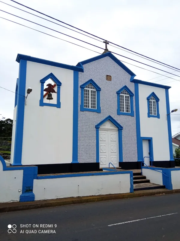 Photos of Ermida de São Francisco das Almas in Cantinho, 9700 São Mateus da Calheta, Portugal - Photo 3