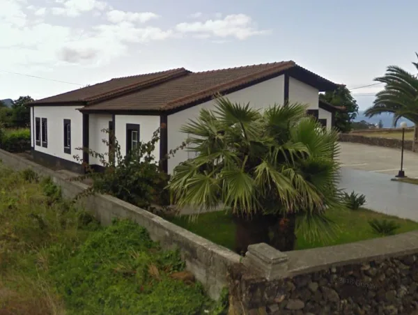 Photos of Salão do Reino das Testemunhas de Jeová in Rua Capitão-Mor 210, 9700-567 São Mateus da Calheta, Portugal - Photo 2