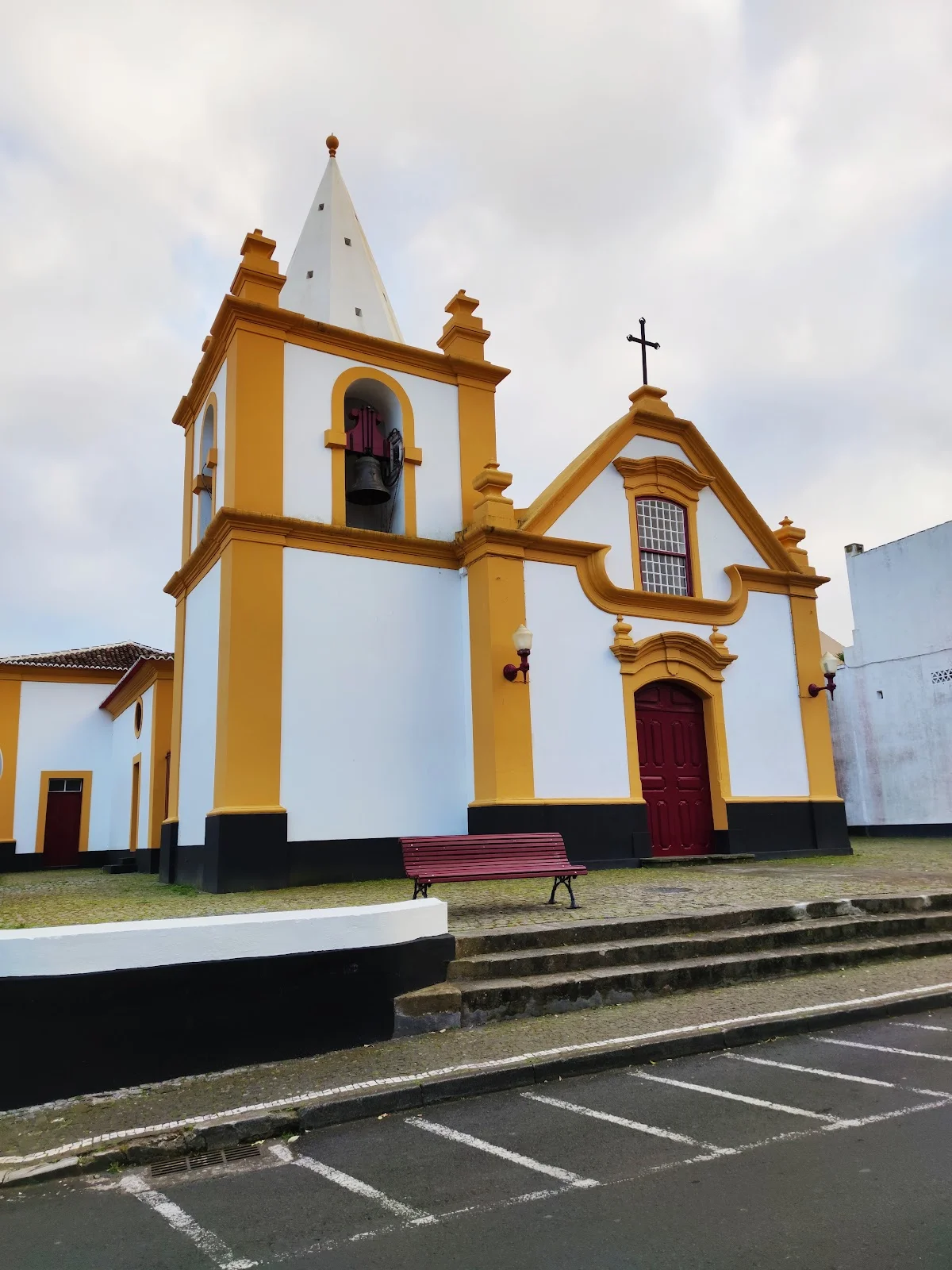 Photos of St. Peter's Church in R. de Sāo Pedro 157, 9700-187 Angra do Heroísmo, Portugal - Photo 1
