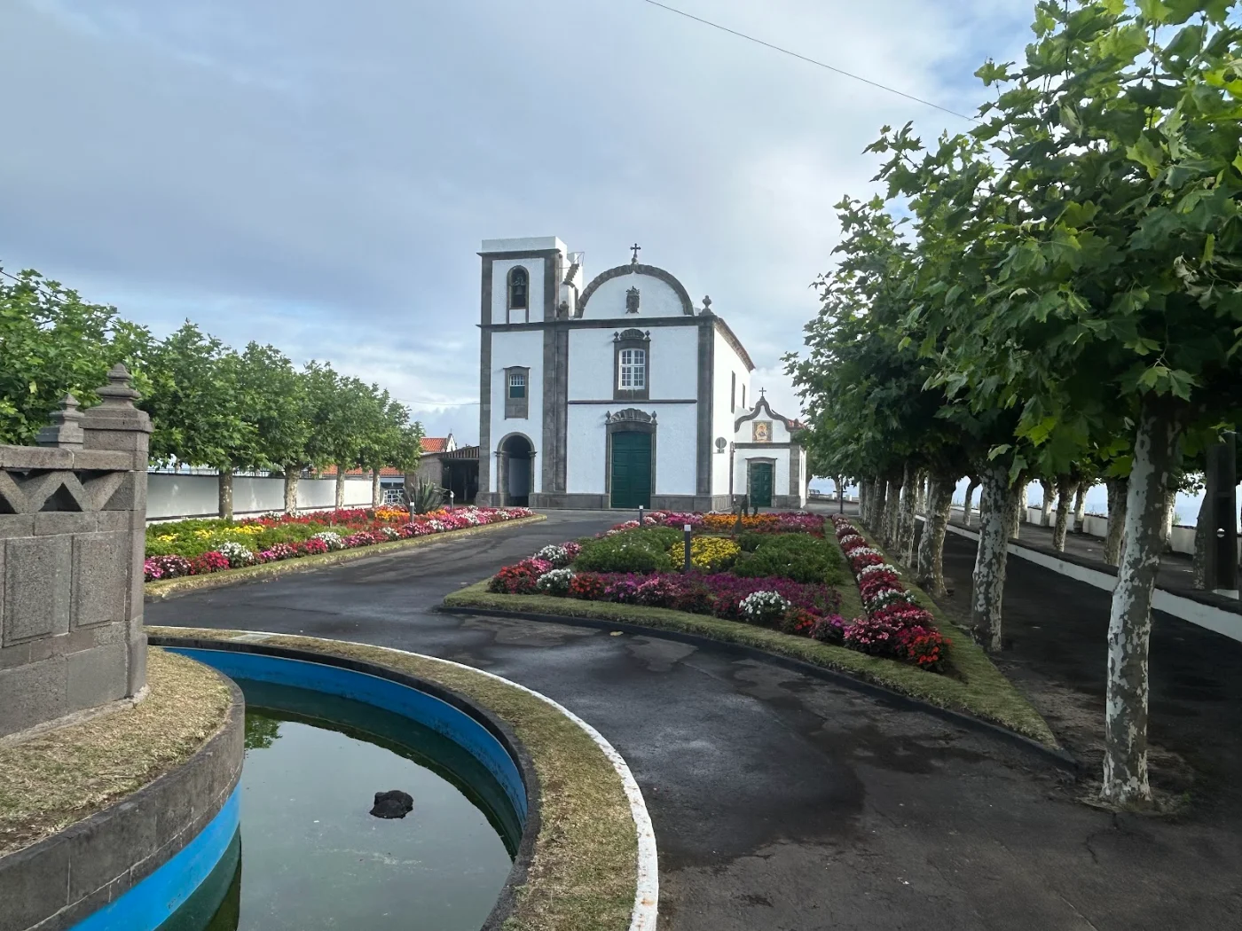 Photos of Igreja de Nossa Senhora da Ajuda in Rua de Nossa Senhora da Ajuda, 9625 Fenais da Ajuda, Portugal - Photo 1