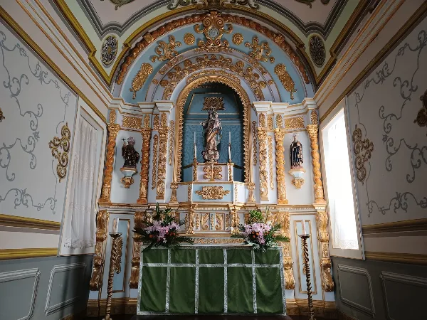 Photos of Igreja de Nossa Senhora do Rosario in R. da Canada 18, 9630 Achadinha, Portugal - Photo 4