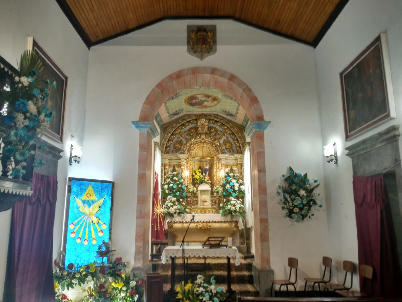 Photos of Chapel of the Mother of God in R. do Visc. da Palmeira 64, 9680 Vila Franca Do Campo, Portugal - Photo 1