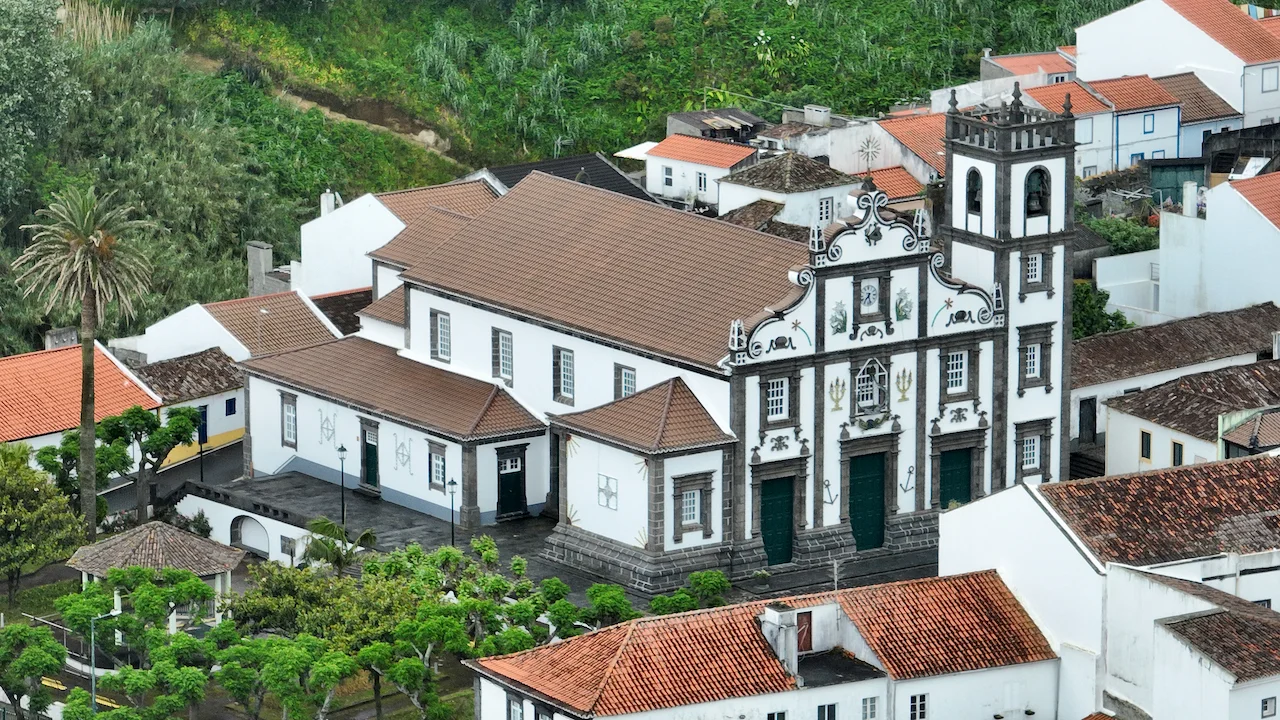 Photos of Matriz do Divino Espírito Santo in R. de Santa Catarina 27, 9625 Maia, Portugal - Photo 1
