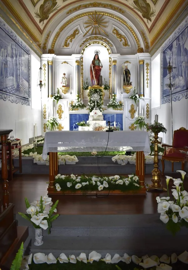Photos of Igreja Paroquial de Santa Bárbara (concelho de Ponta Delgada) in Rua da Igreja 10 9545, 9545 Santa Bárbara, Portugal - Photo 2