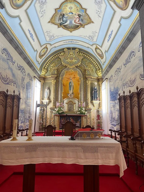 Photos of Igreja Paroquial de Achada / Igreja de Nossa Senhora da Anunciação in Largo Padre Benjamim Resendes, 9630 Achada, Portugal - Photo 2
