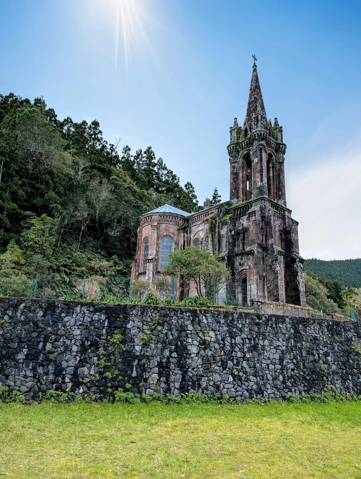 Photos of Ermida de Nossa Senhora das Vitórias in Estrada Sul da lagoa das Furnas, 9675-031, Portugal - Photo 1