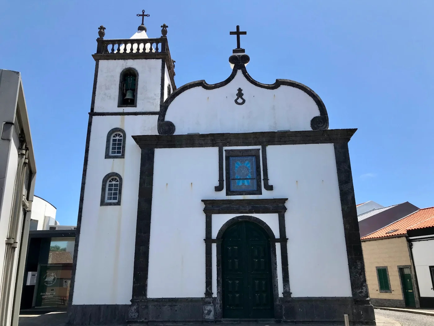 Photos of Igreja Paroquial de Santa Clara in Tv. da Igreja, 9500 Ponta Delgada, Portugal - Photo 1