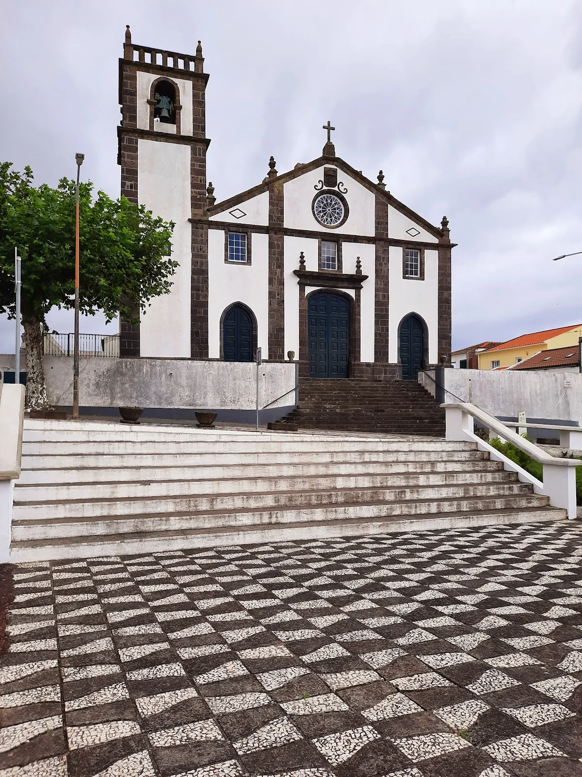 Photos of Igreja Paroquial de Nossa Senhora das Neves - Relva in EN1-1A 49, 9500 Relva, Portugal - Photo 1