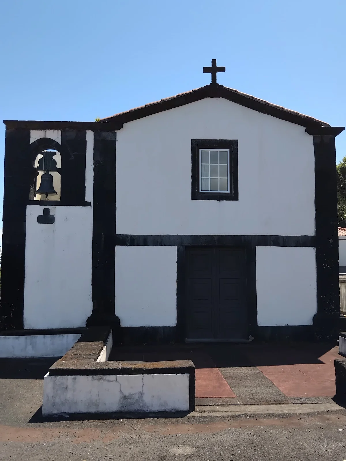 Photos of Capela do Espirito Santo de São Miguel Arcanjo in 9940 S.Miguel Arcanjo, Portugal - Photo 1