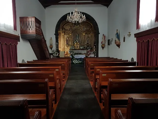 Photos of Church of Our Lady of Hope in 9880 Ribeirinha, Portugal - Photo 3
