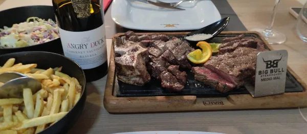 Photos of Big Bull Steakhouse in R. Diário dos Açores 29, 9500-178 Ponta Delgada, Portugal - Photo 2