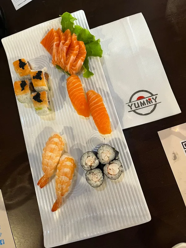 Photos of Yummy in R. Dr. Bruno Tavares Carreiro 23, 9500-055 Ponta Delgada, Portugal - Photo 3