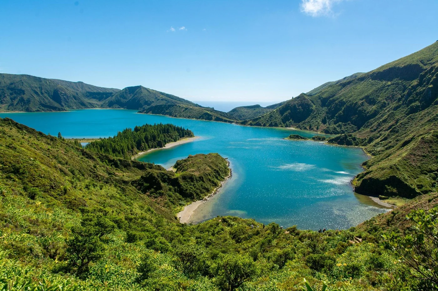 Photos of Lagoa do Fogo in Lagoa do Fogo, 9680, Portugal - main photo