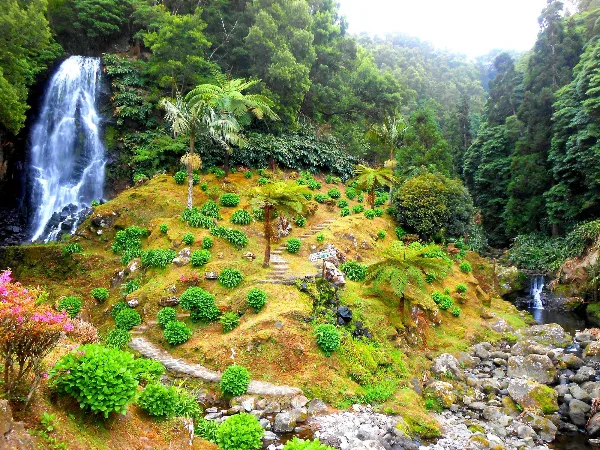 Parque da Ribeira dos Caldeirões — Azores by Rui review