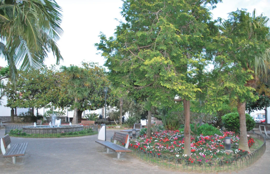 Photos of Jardim Antero de Quental (Vila Franca do Campo) in Address - Photo 2