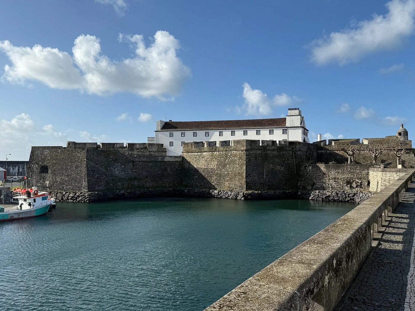 Photos of Azores Military Museum in Forte de São Brás, Av. Infante Dom Henrique, 9500-768 Ponta Delgada, Portugal - Photo 1