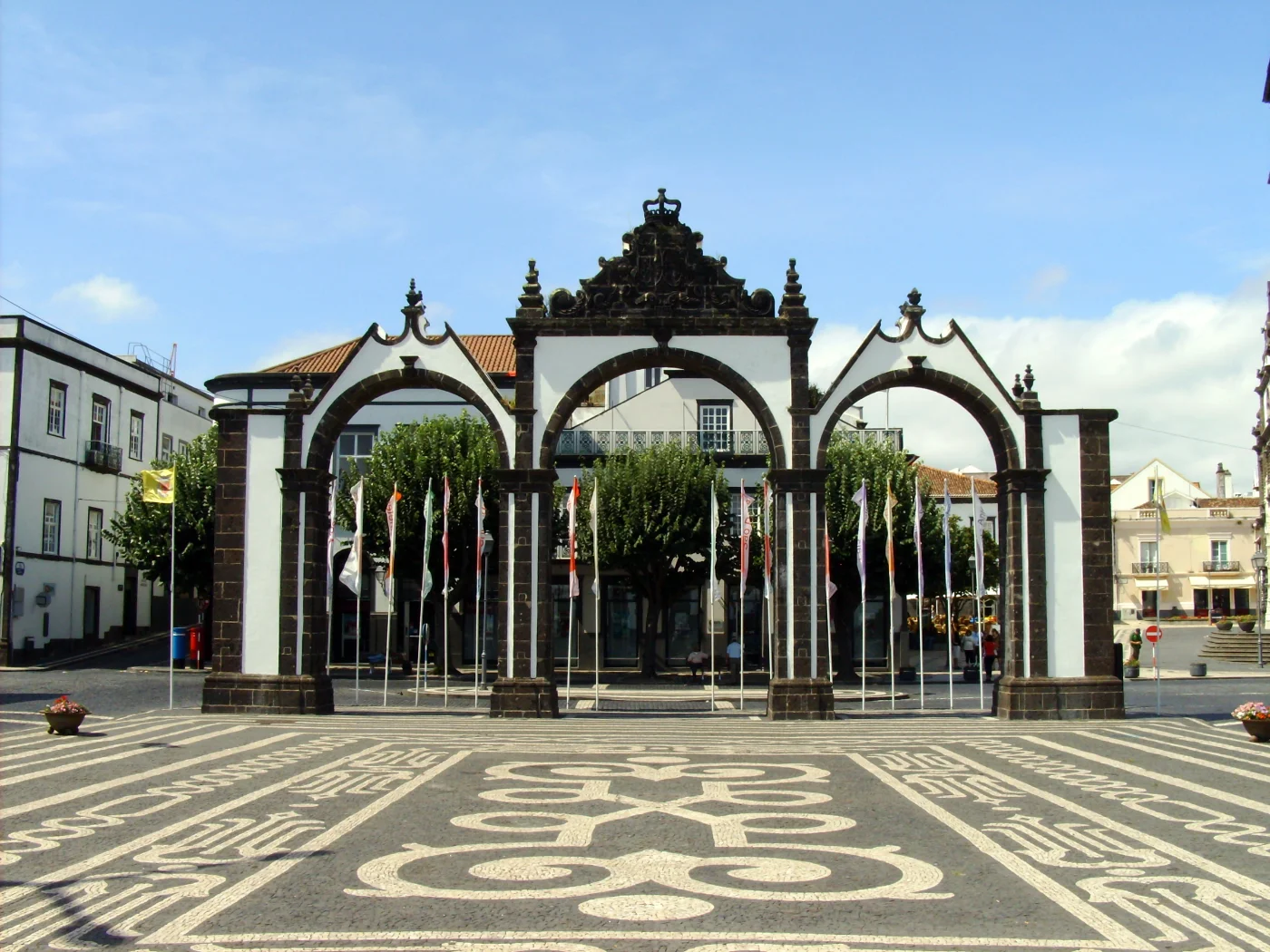 Photos of Portas da Cidade in Praça de Gonçalo Velho 9500, 9500-150 Ponta Delgada, Portugal - main photo